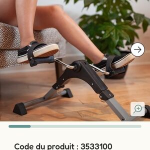 Compact Black and Silver Pedal Exerciser